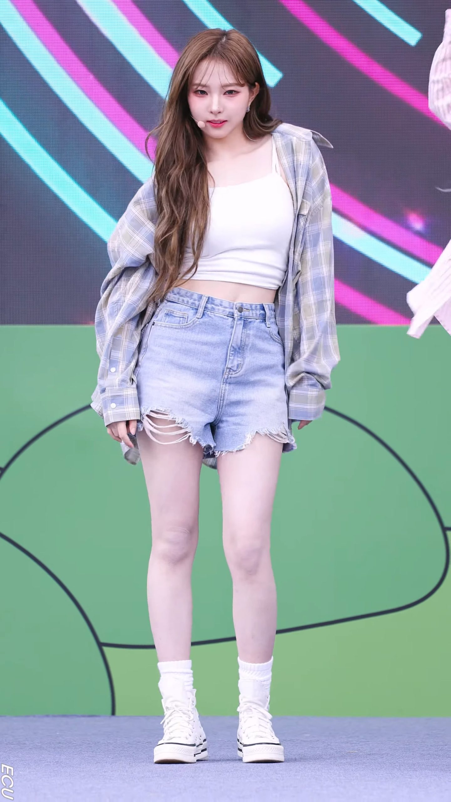 图片[2]-20250419 tripleS 女团饭拍秀[43部合集 19.9G]-饭拍吧