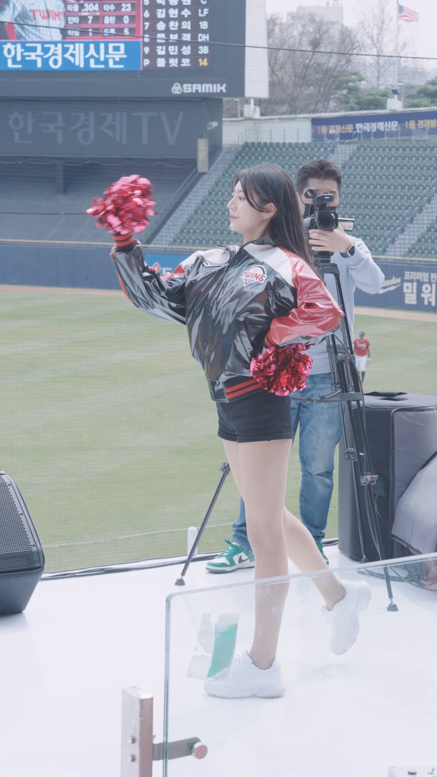 20250417 啦啦队 女团饭拍秀[19部合集 5.1G]-饭拍吧