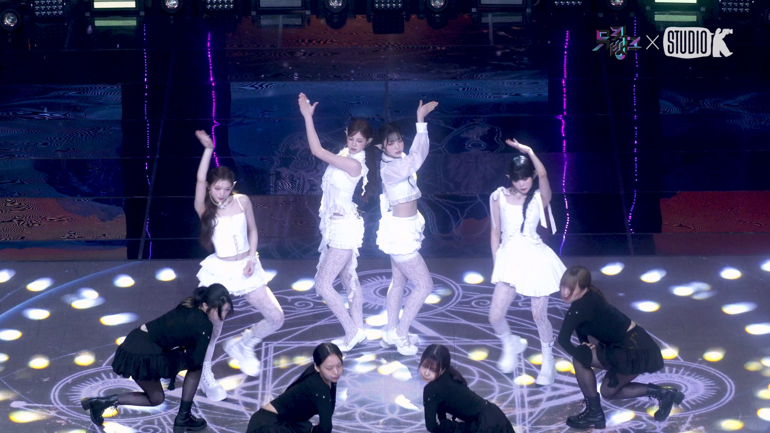 20250425 cosmosy 女团饭拍秀[1部合集 561M]-饭拍吧