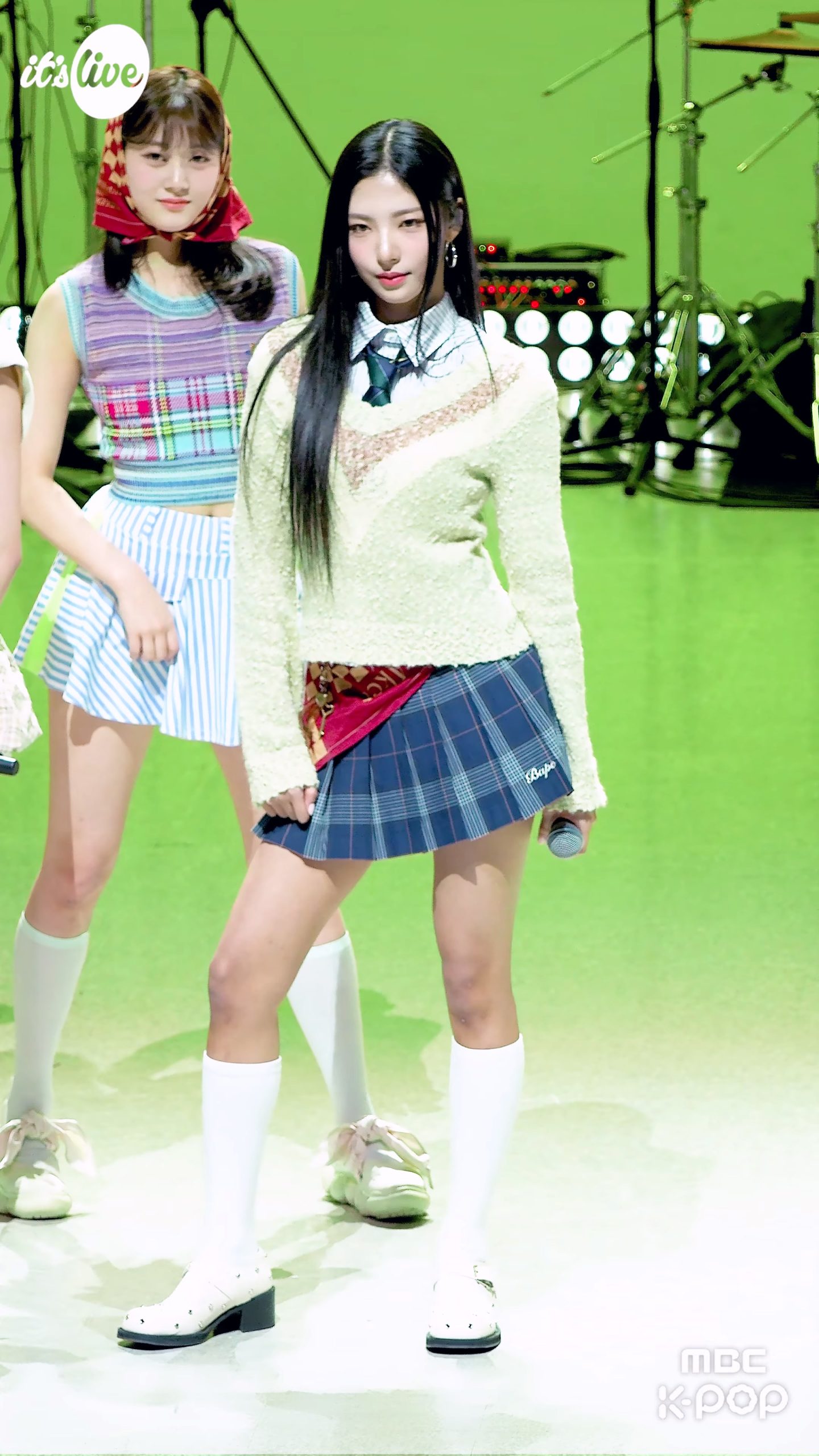 20250417 ODD YOUTH 女团饭拍秀[6部合集 1.95G]-饭拍吧