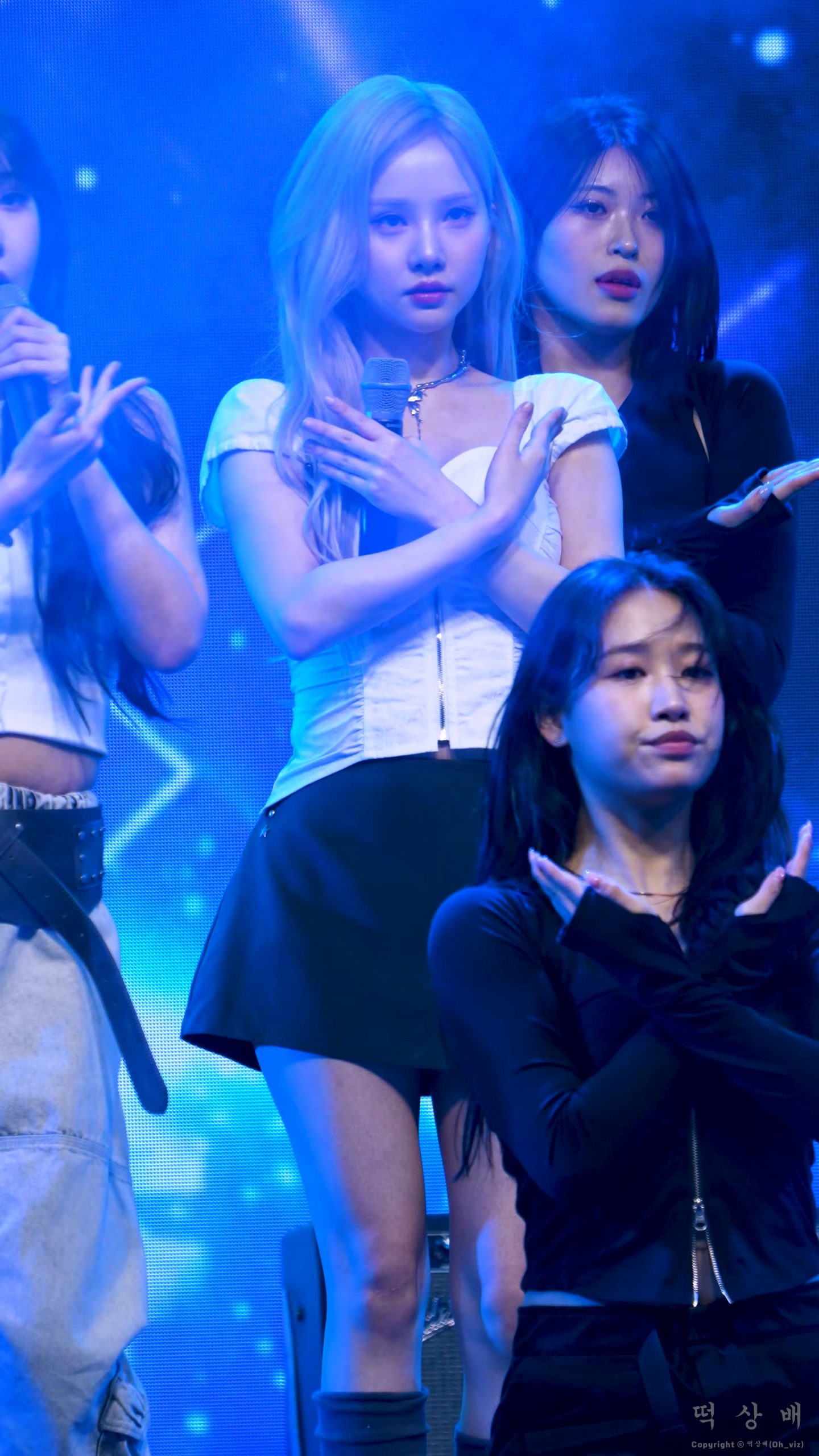 20250524 VIVIZ 女团饭拍秀[27部合集 12.8G]-饭拍吧