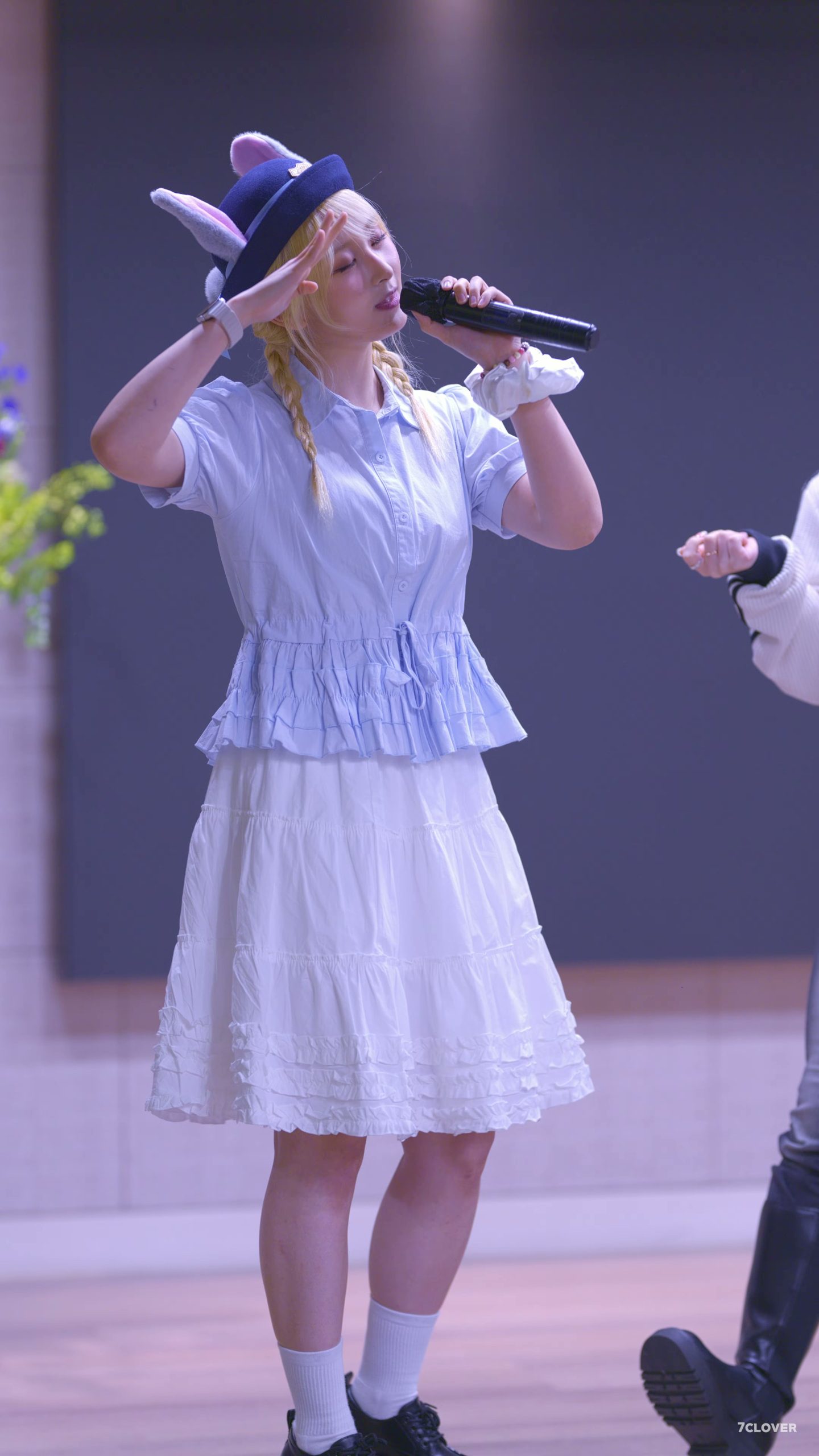 20250517 ICHILLIN 女团饭拍秀[6部合集 3.02G]-饭拍吧