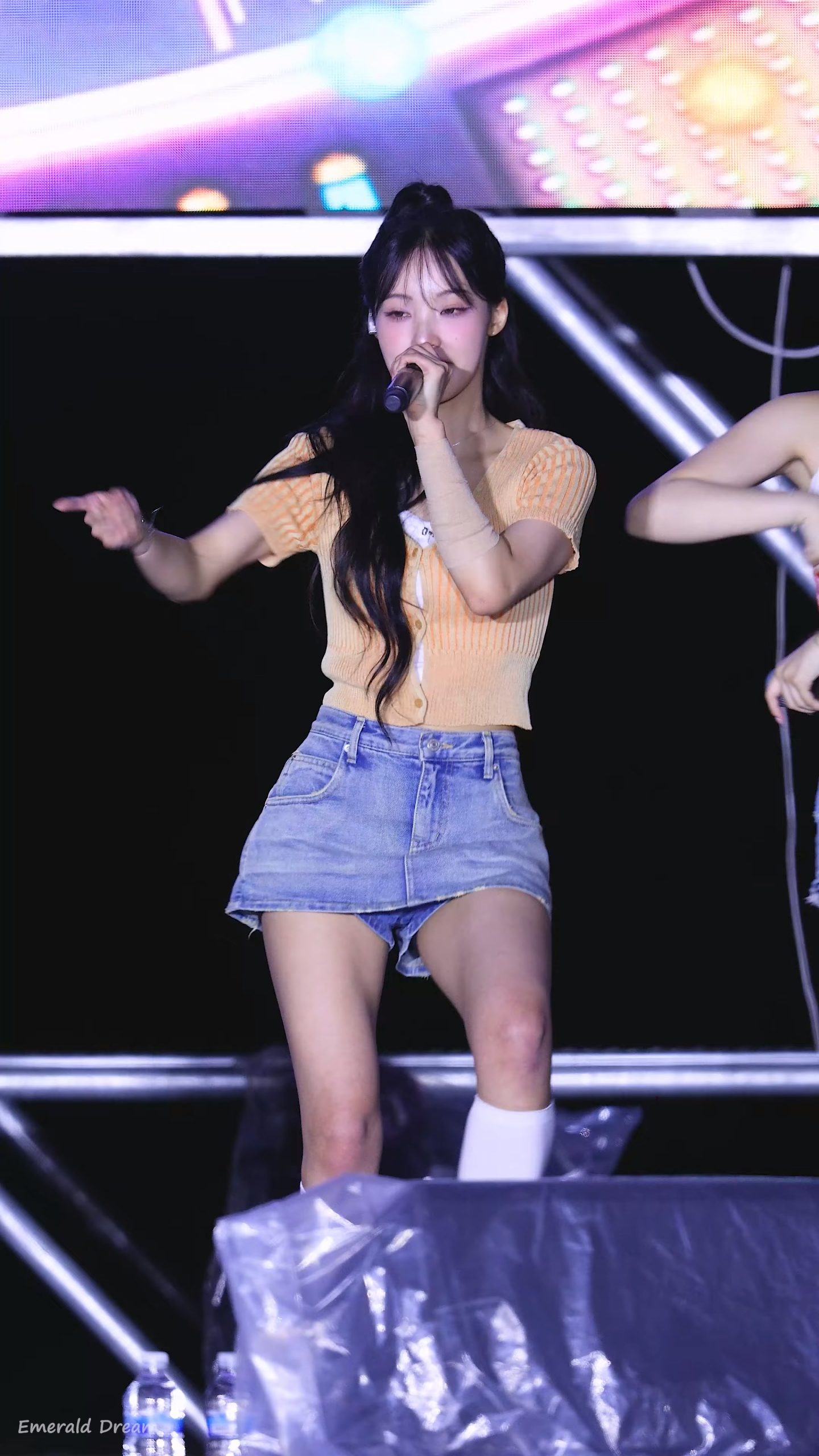 20250528 RESCENE 女团饭拍秀[16部合集 8.08G]-饭拍吧