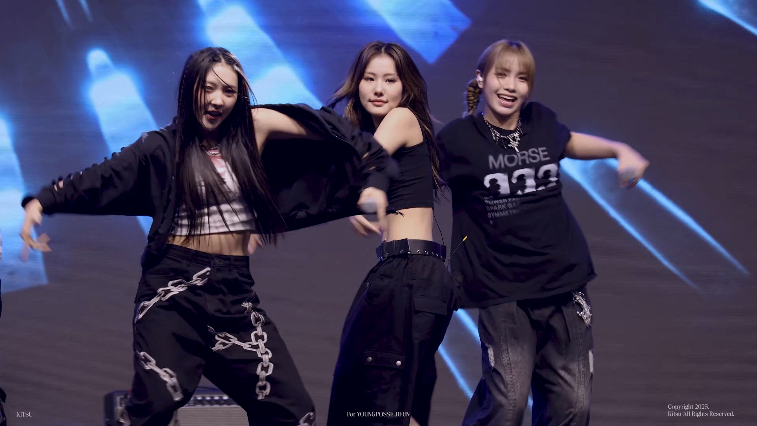 20250524 YOUNG POSSE 女团饭拍秀[16部合集 13.5G]-饭拍吧