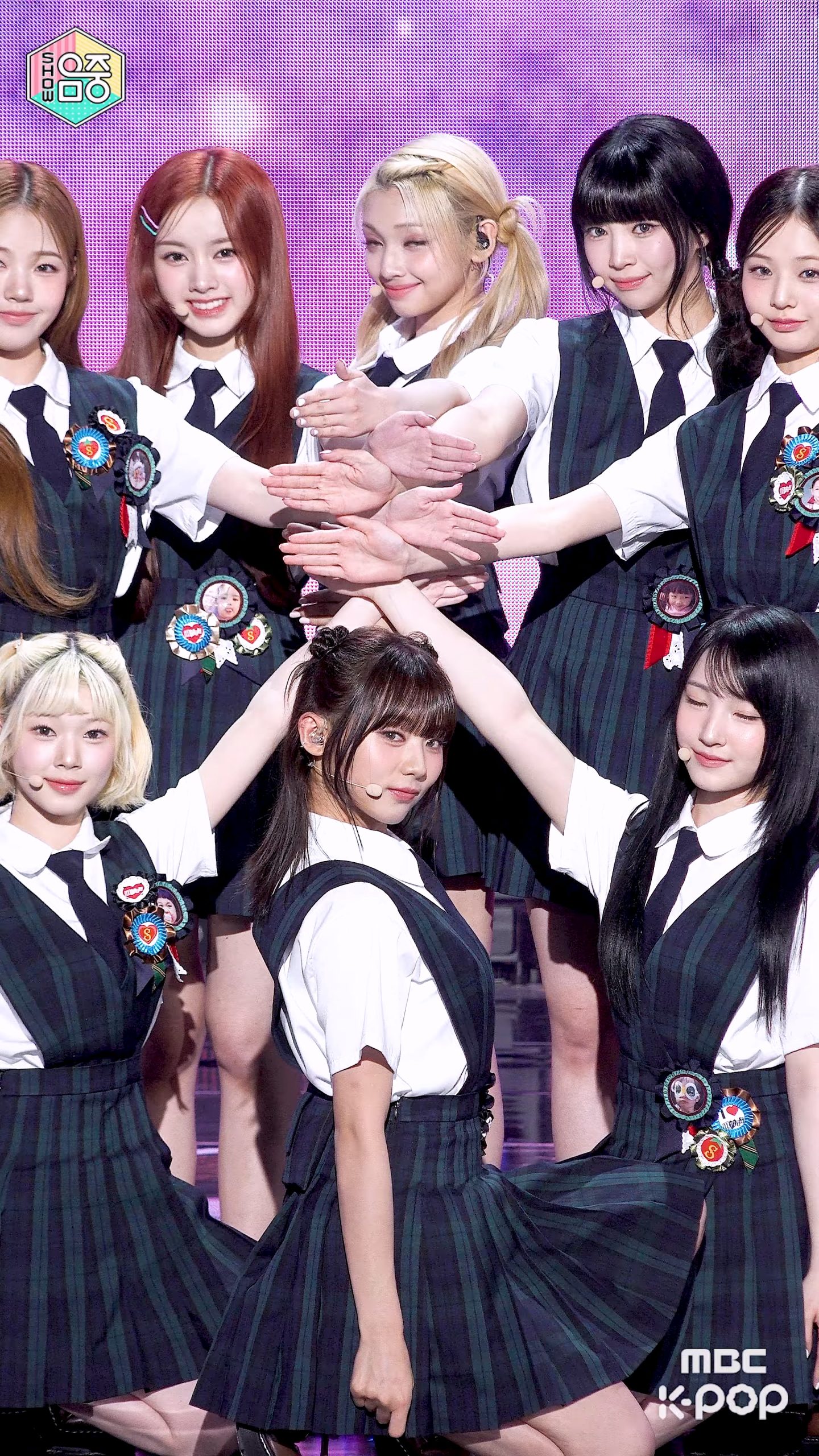 20250503 UNIS 女团饭拍秀[3部合集 1.5G]-饭拍吧