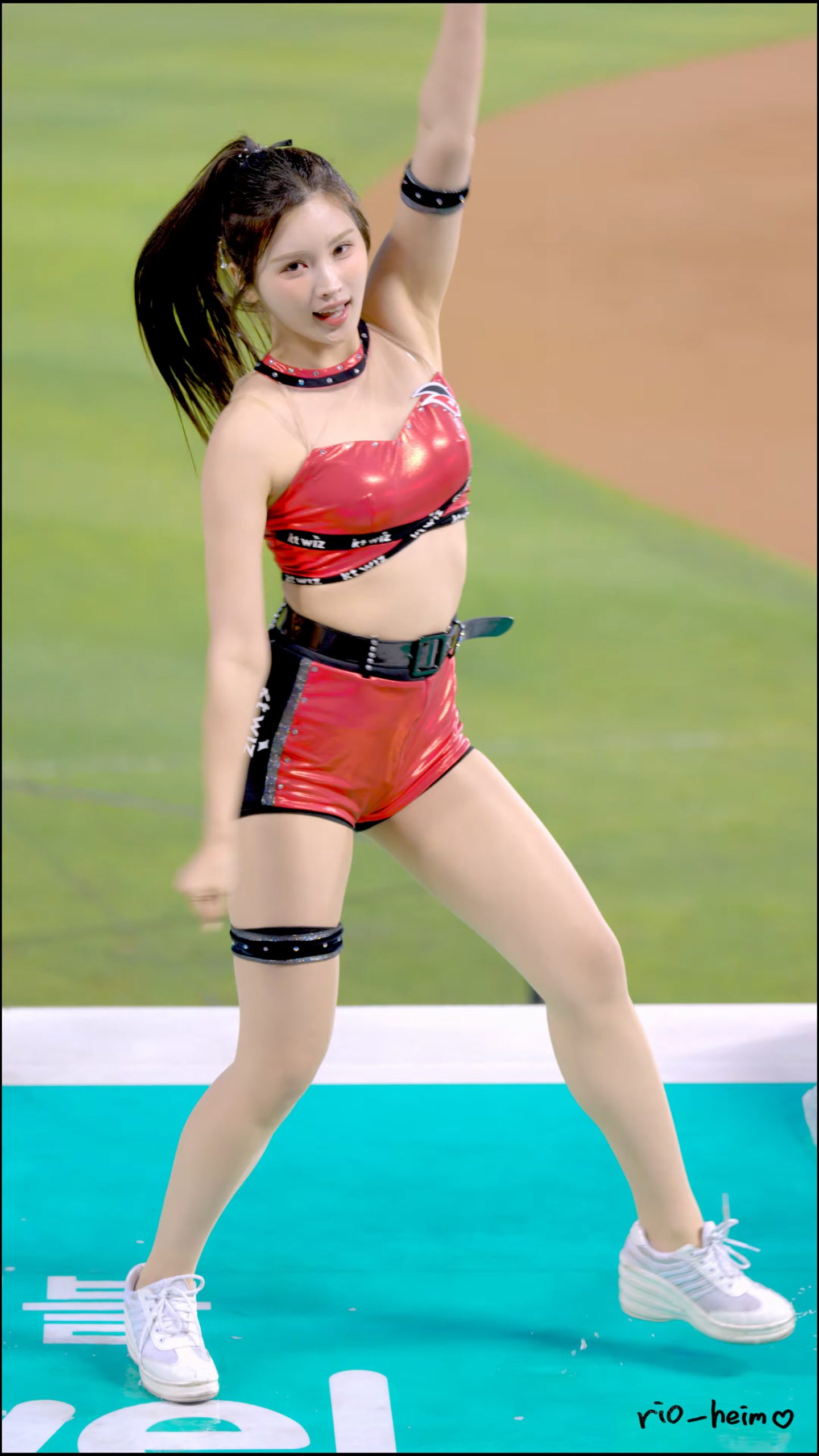 图片[2]-20250518 啦啦队 女团饭拍秀[32部合集 13.9G]-饭拍吧