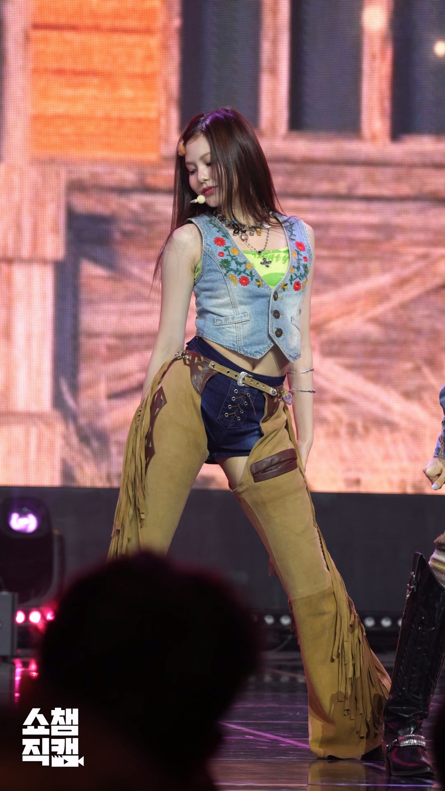 图片[2]-20250604 KIIRAS 女团饭拍秀[7部合集 4.79G]-饭拍吧