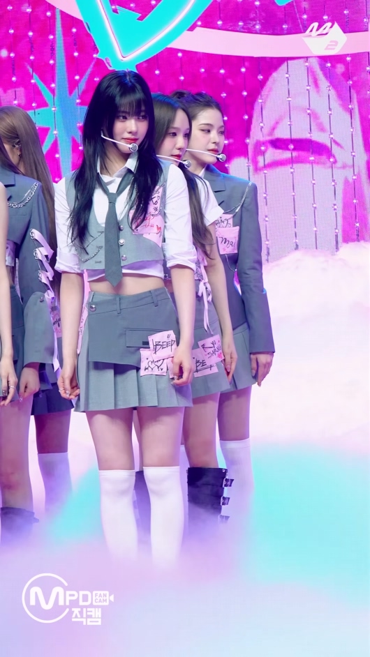 20250612 izna 女团饭拍秀[10部合集 4.49G]-饭拍吧