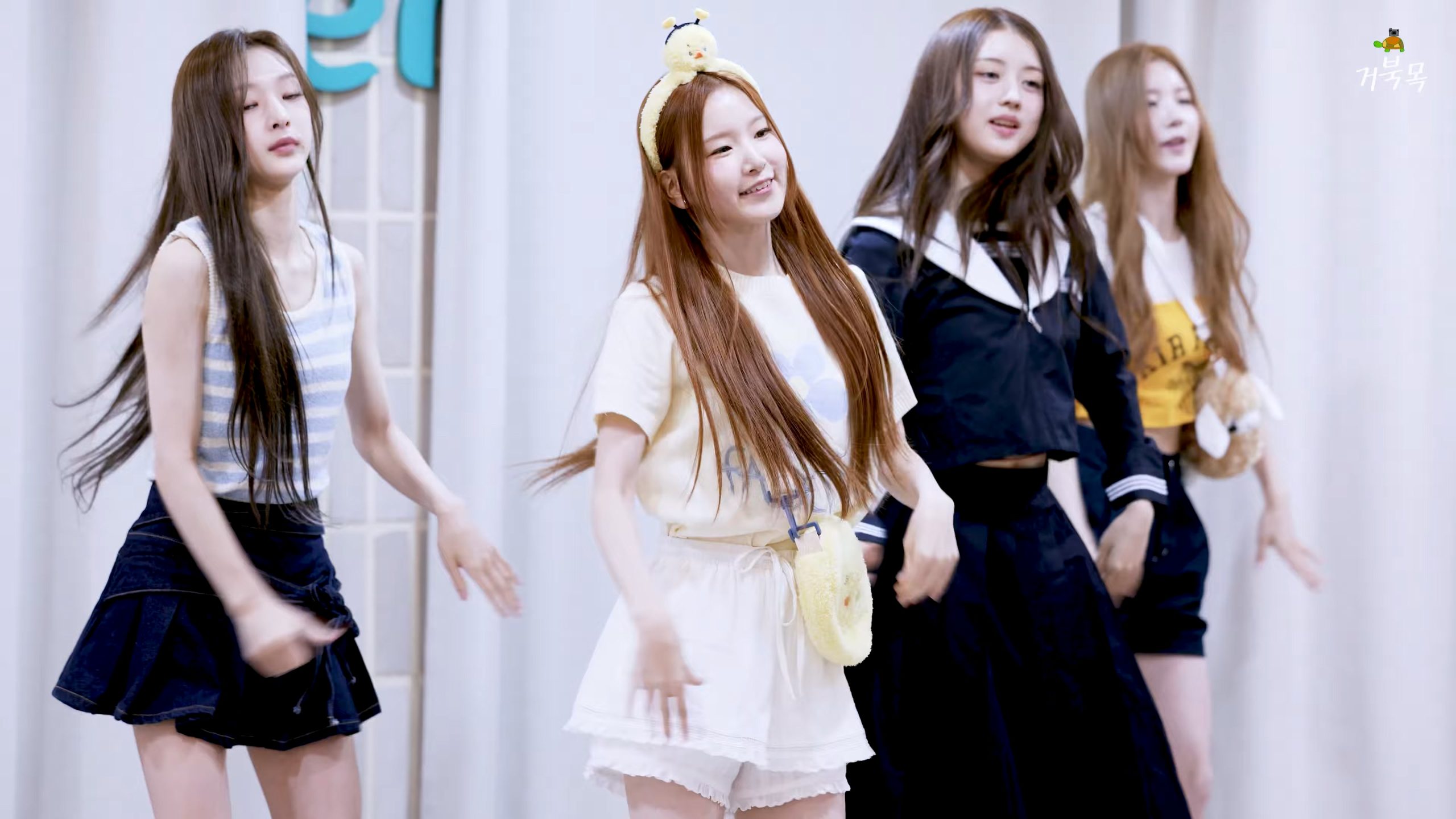 20250606 HITGS 女团饭拍秀[3部合集 1.76G]-饭拍吧