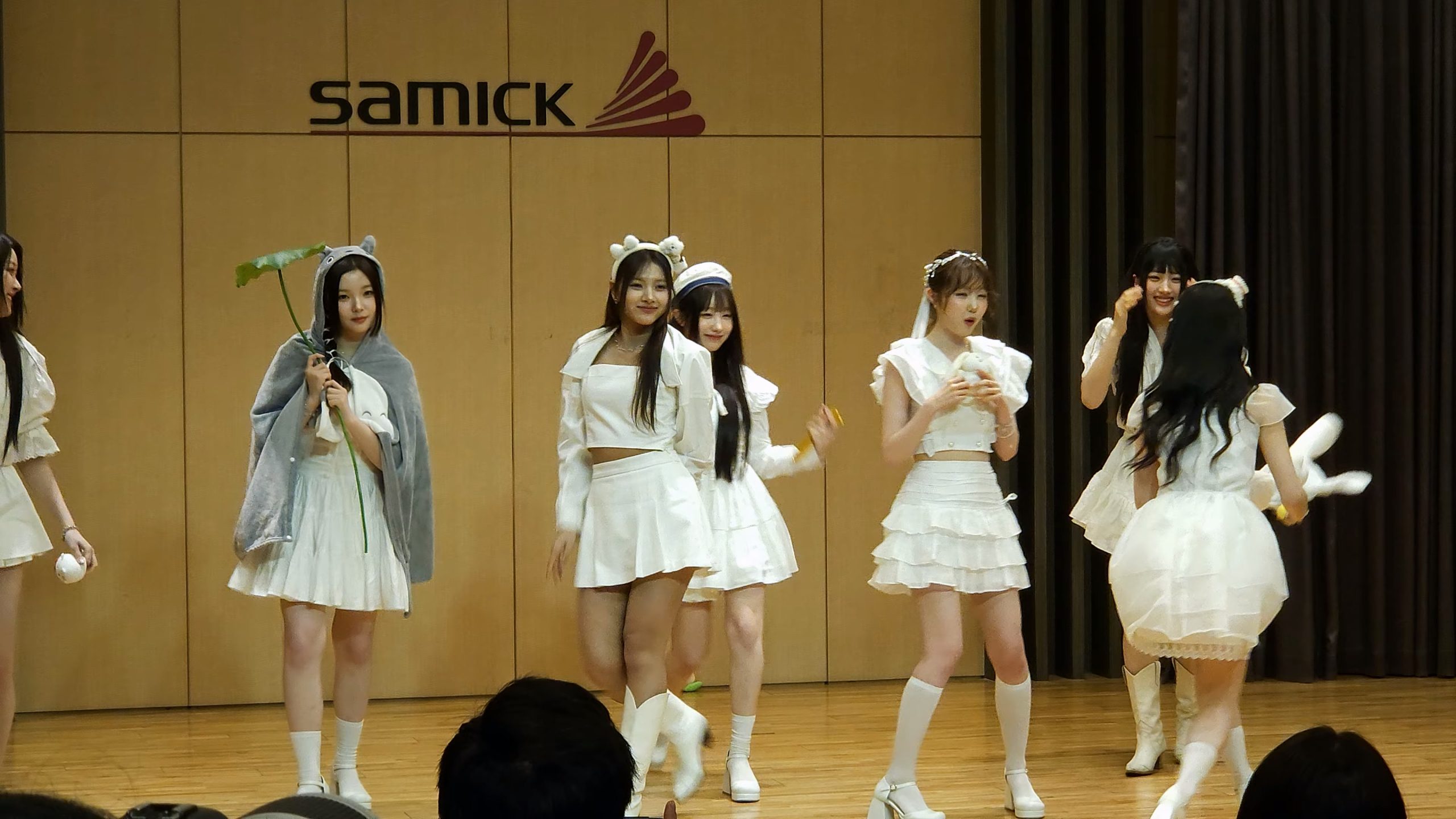 20250529 SAY MY NAME 女团饭拍秀[2部合集 904M]-饭拍吧