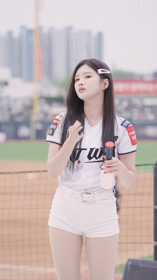 20250613 啦啦队 女团饭拍秀[71部合集 18.4G]-饭拍吧