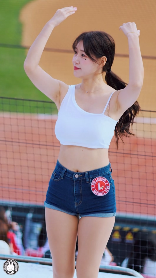 20250611 啦啦队 女团饭拍秀[37部合集 15.7G]-饭拍吧