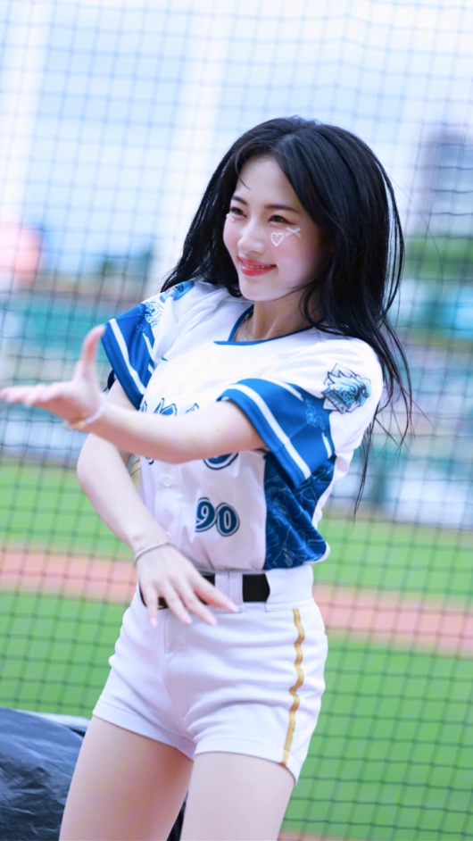 20250708 啦啦队 女团饭拍秀[49部合集 14.6G]-饭拍吧