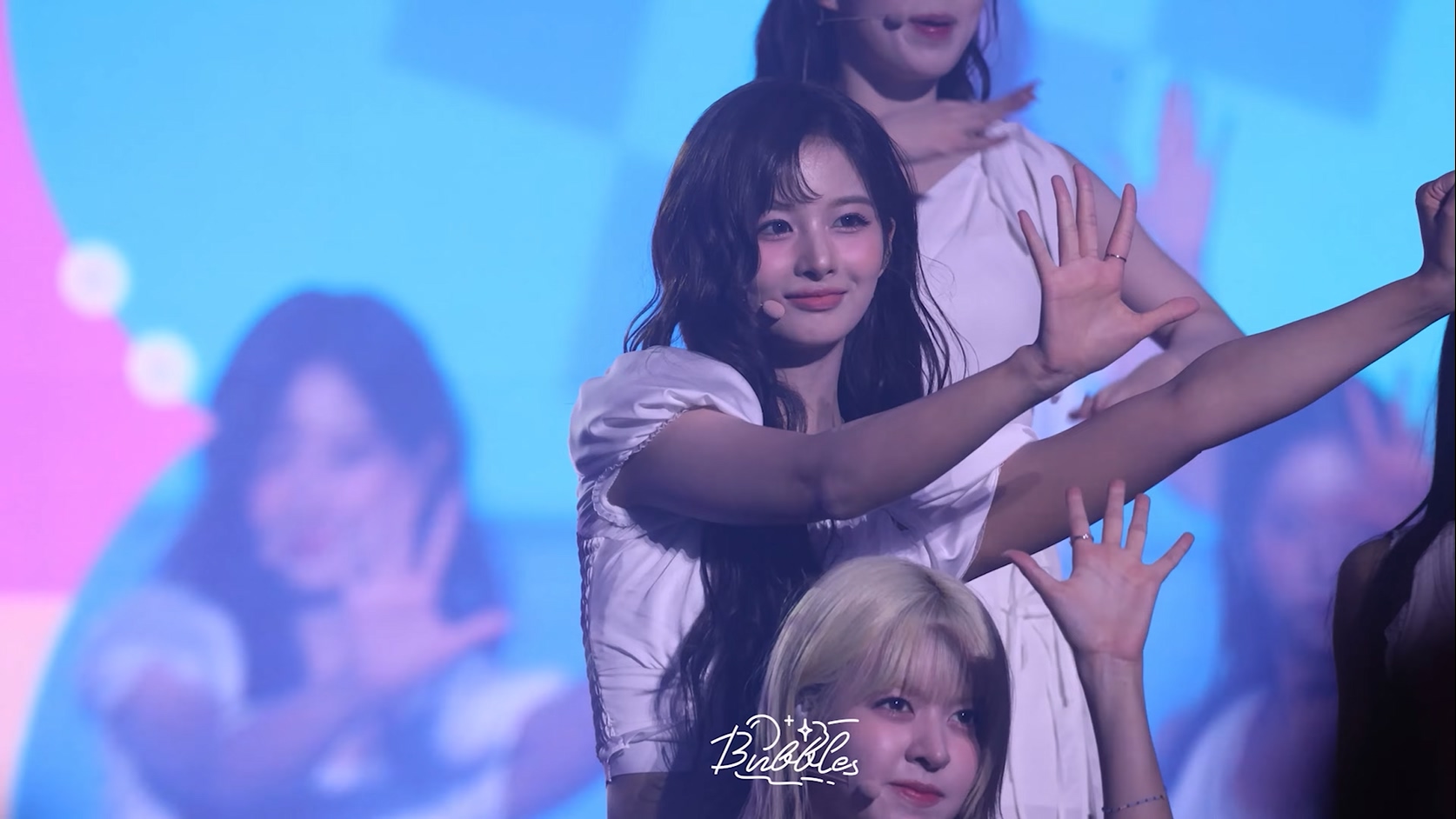 20250712 NMIXX 女团饭拍秀[76部合集 30G]-饭拍吧