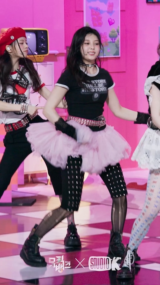 20250711 ILLIT 女团饭拍秀[9部合集 2.1G]-饭拍吧