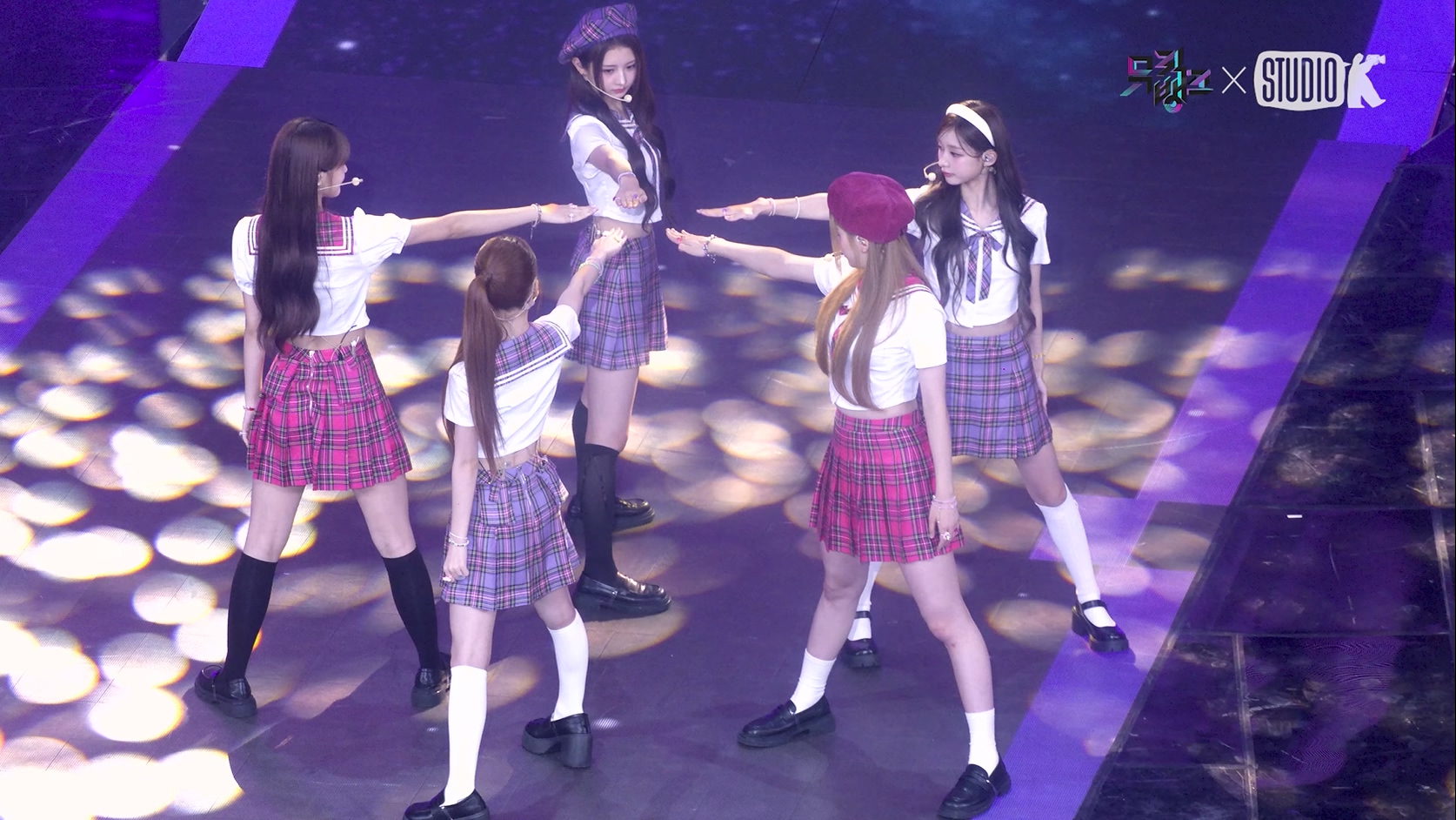 20250620 HITGS 女团饭拍秀[1部合集 398M]-饭拍吧