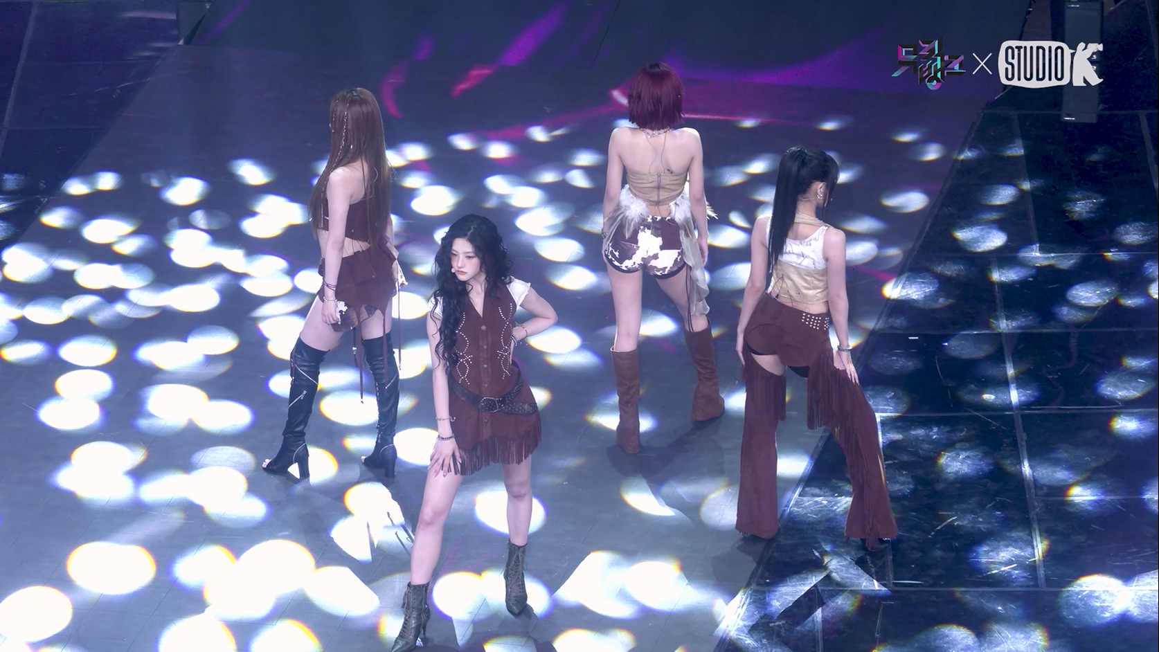 20250620 KISS OF LIFE 女团饭拍秀[1部合集 560M]-饭拍吧