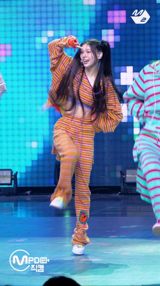 20250710 ILLIT 女团饭拍秀[3部合集 1.09G]-饭拍吧