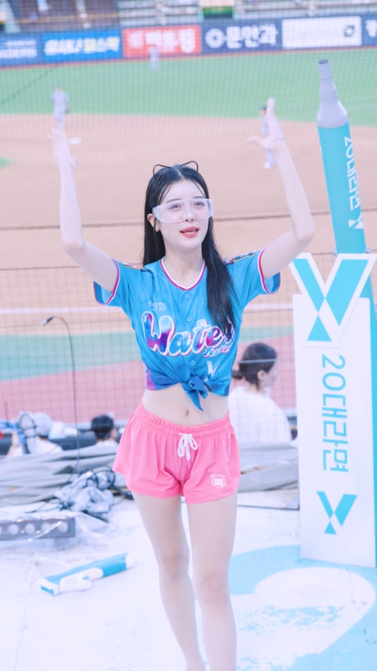 20250806 啦啦队 女团饭拍秀[37部合集 8.25G]-饭拍吧