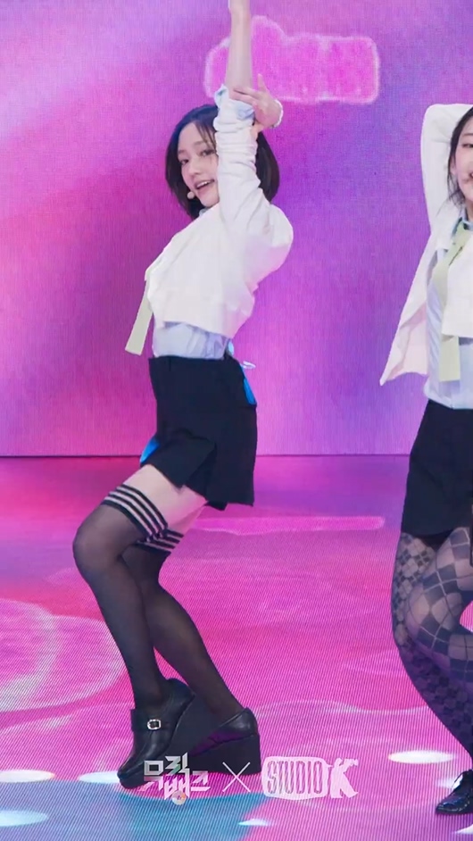 20250822 KiiiKiii 女团饭拍秀[6部合集 1.81G]-饭拍吧