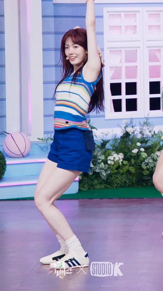 20250808 KiiiKiii 女团饭拍秀[14部合集 4.27G]-饭拍吧