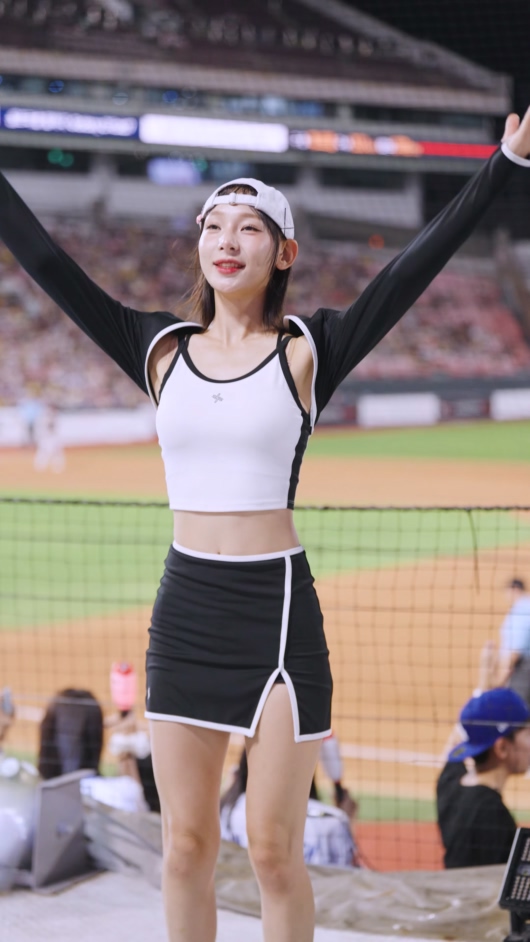 20250827 啦啦队 女团饭拍秀[46部合集 15.3G]-饭拍吧