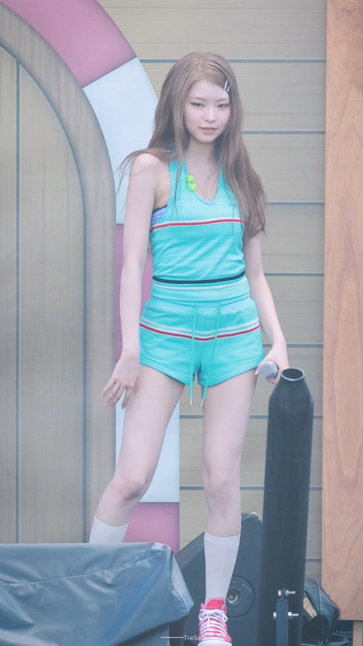 图片[2]-20250815 KiiiKiii 女团饭拍秀[11部合集 7.05G]-饭拍吧