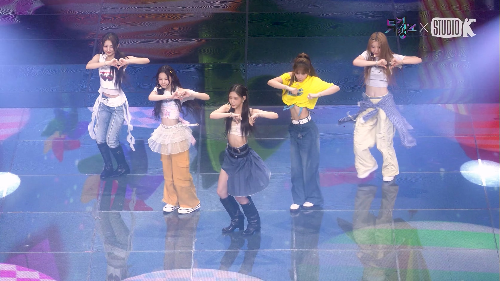 20250725 HITGS 女团饭拍秀[1部合集 715M]-饭拍吧