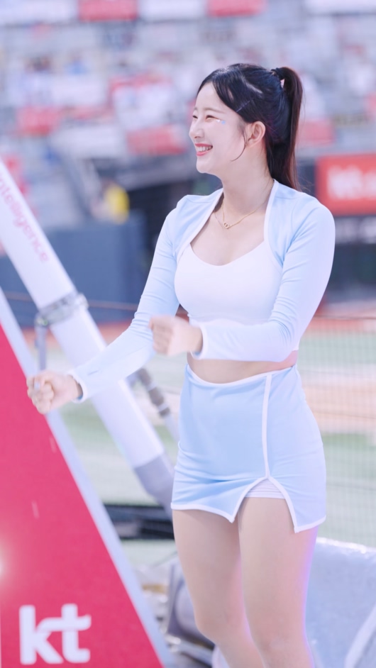 图片[2]-20250909 啦啦队 女团饭拍秀[25部合集 6.43G]-饭拍吧