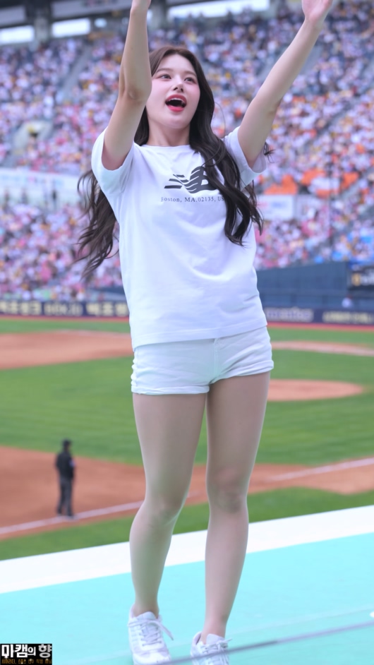 图片[2]-20250910 啦啦队 女团饭拍秀[21部合集 9.16G]-饭拍吧