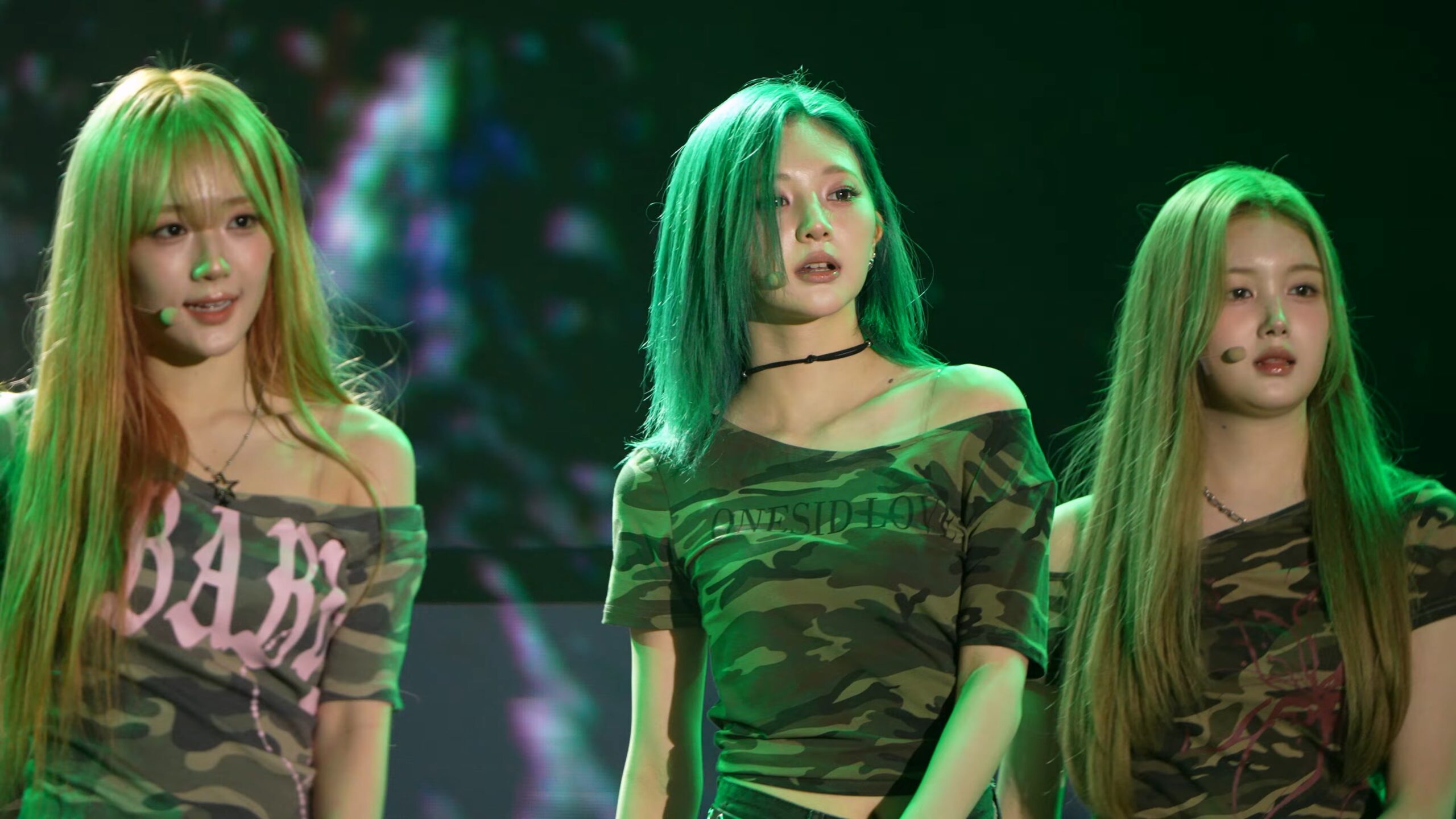 20250927 tripleS 女团饭拍秀[5部合集 2.42G]-饭拍吧