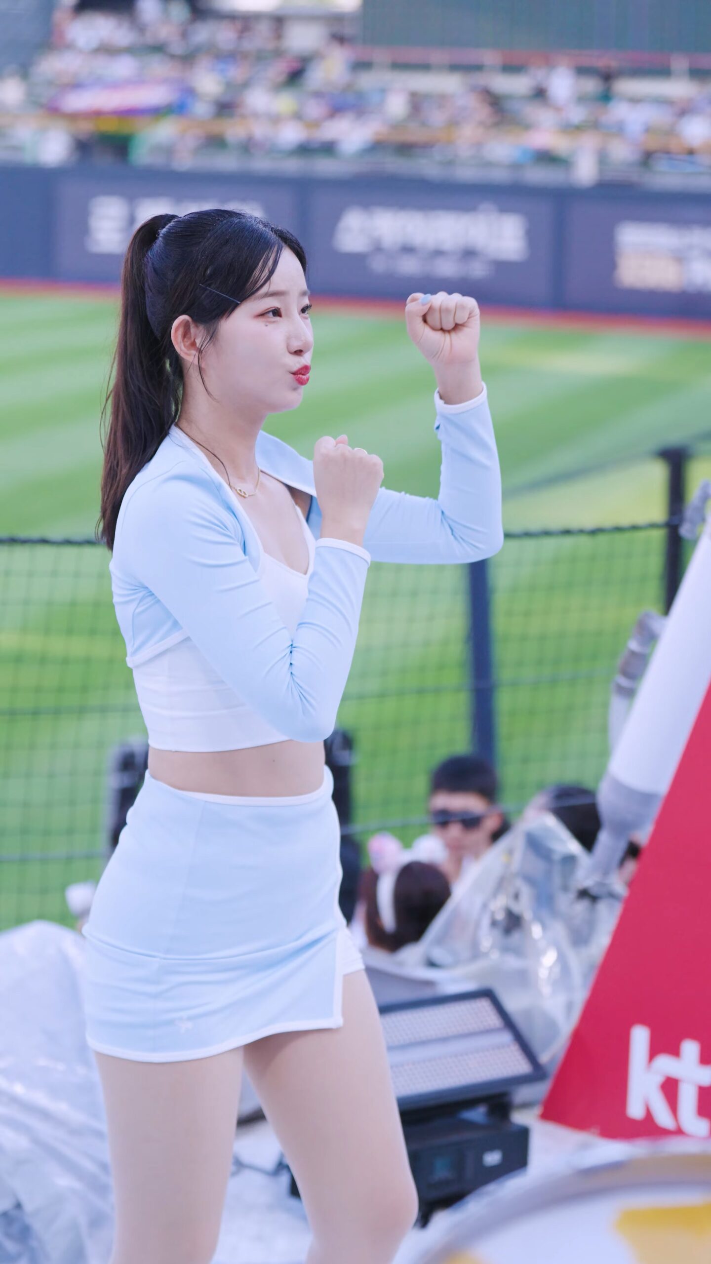 图片[2]-20251024 啦啦队 女团饭拍秀[17部合集 5.19G]-饭拍吧