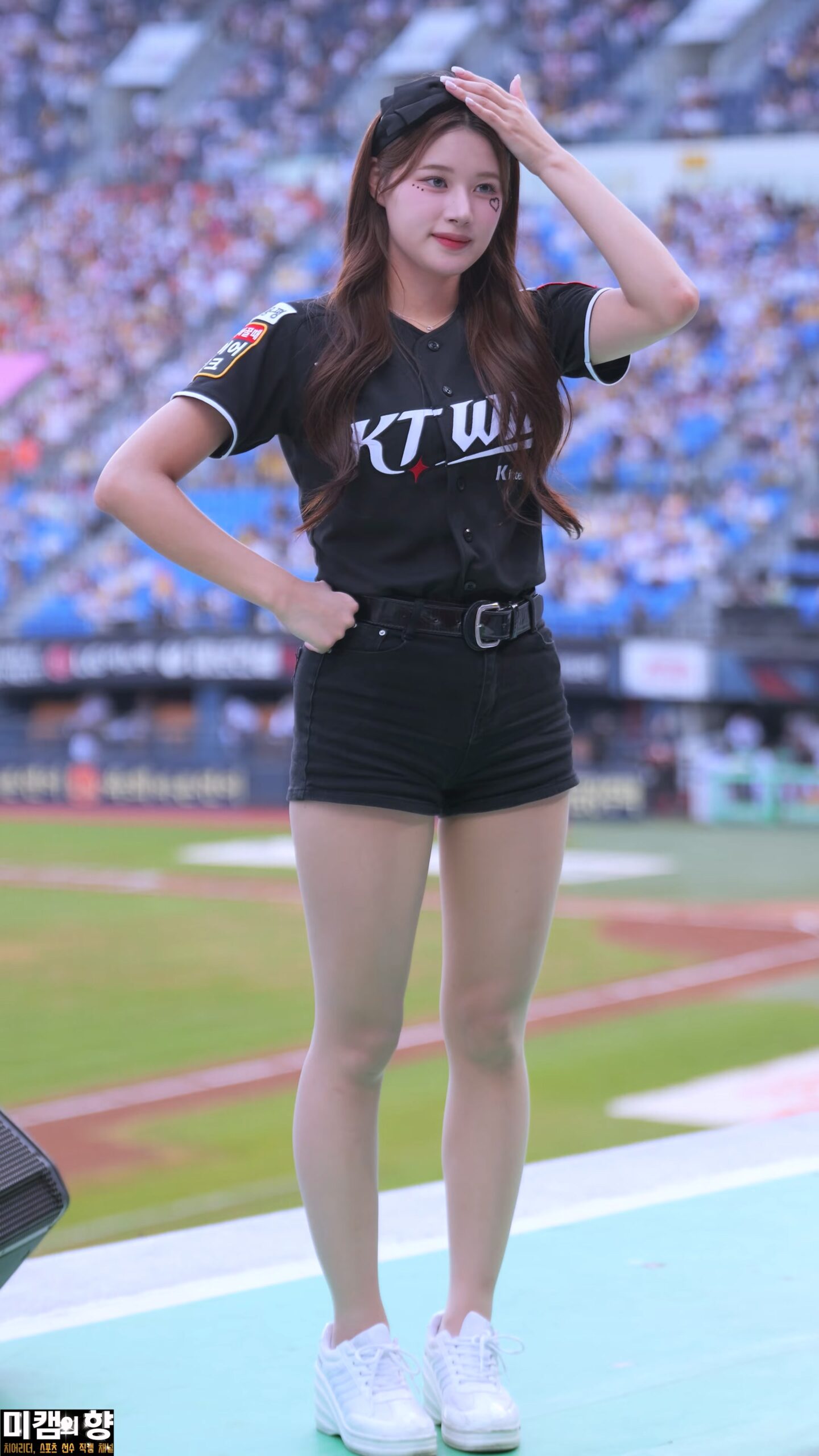 图片[2]-20251014 啦啦队 女团饭拍秀[18部合集 9.42G]-饭拍吧