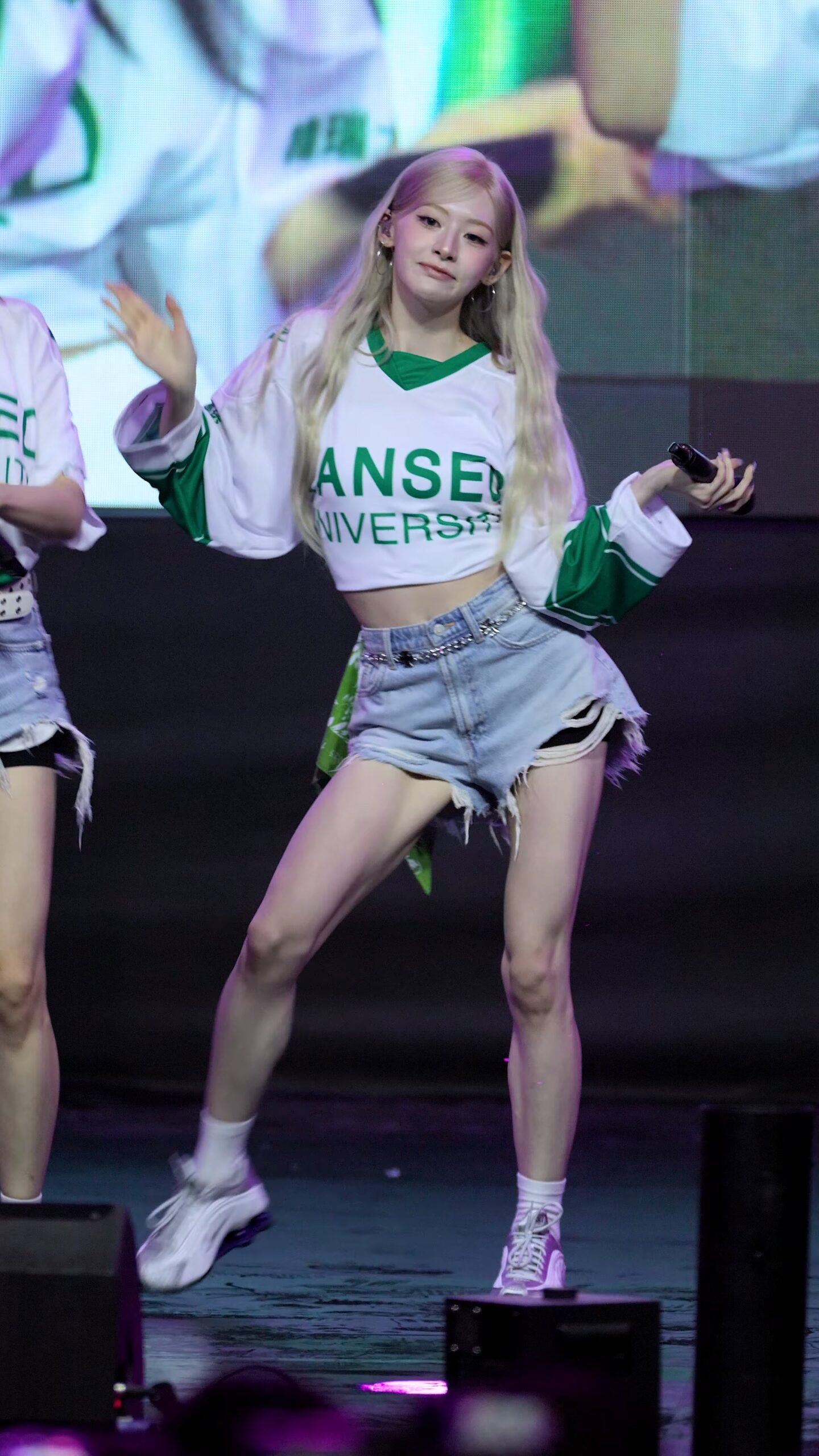 20250929 STAYC 女团饭拍秀[4部合集 3.75G]-饭拍吧