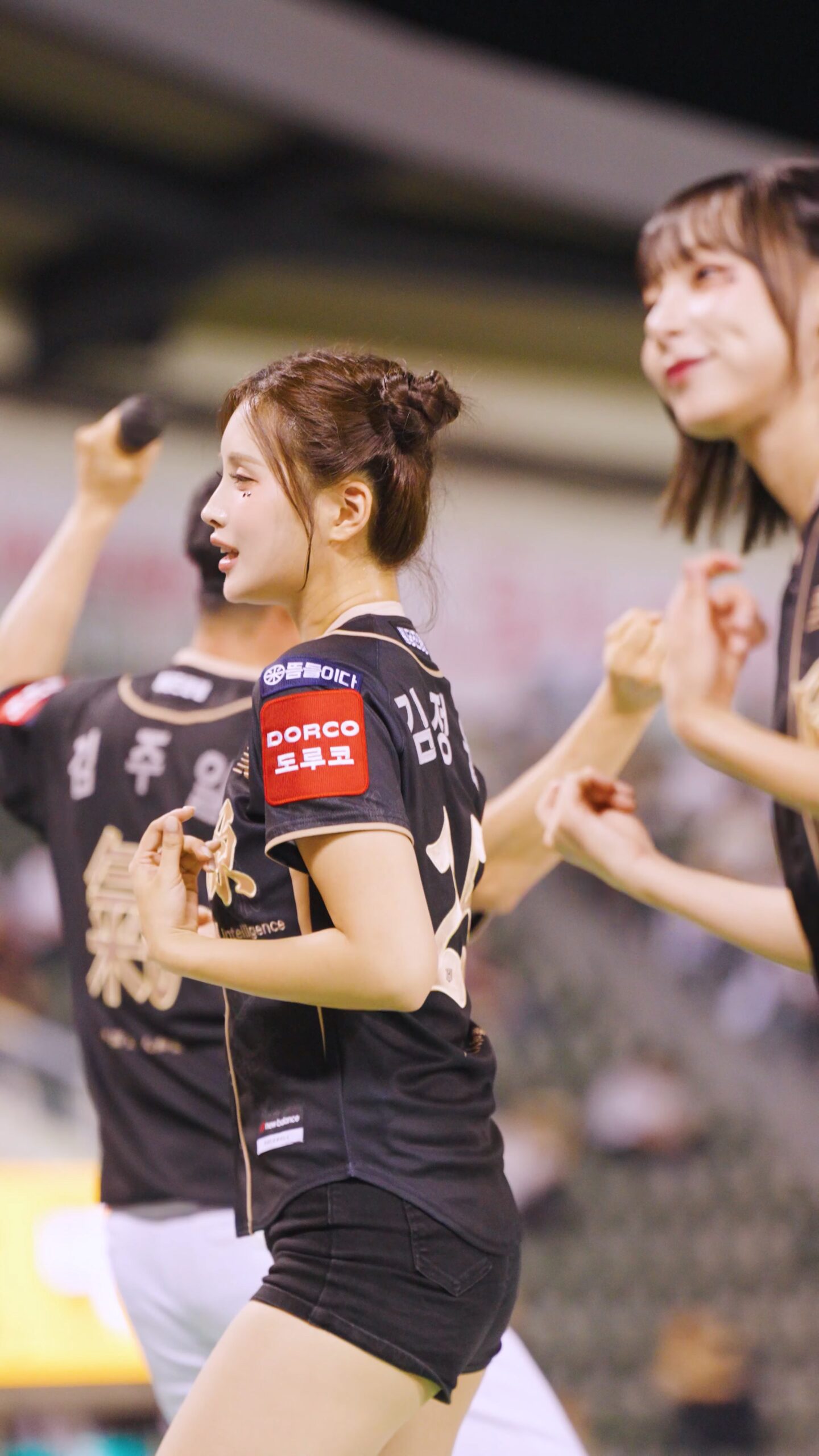 图片[2]-20251018 啦啦队 女团饭拍秀[20部合集 7.38G]-饭拍吧