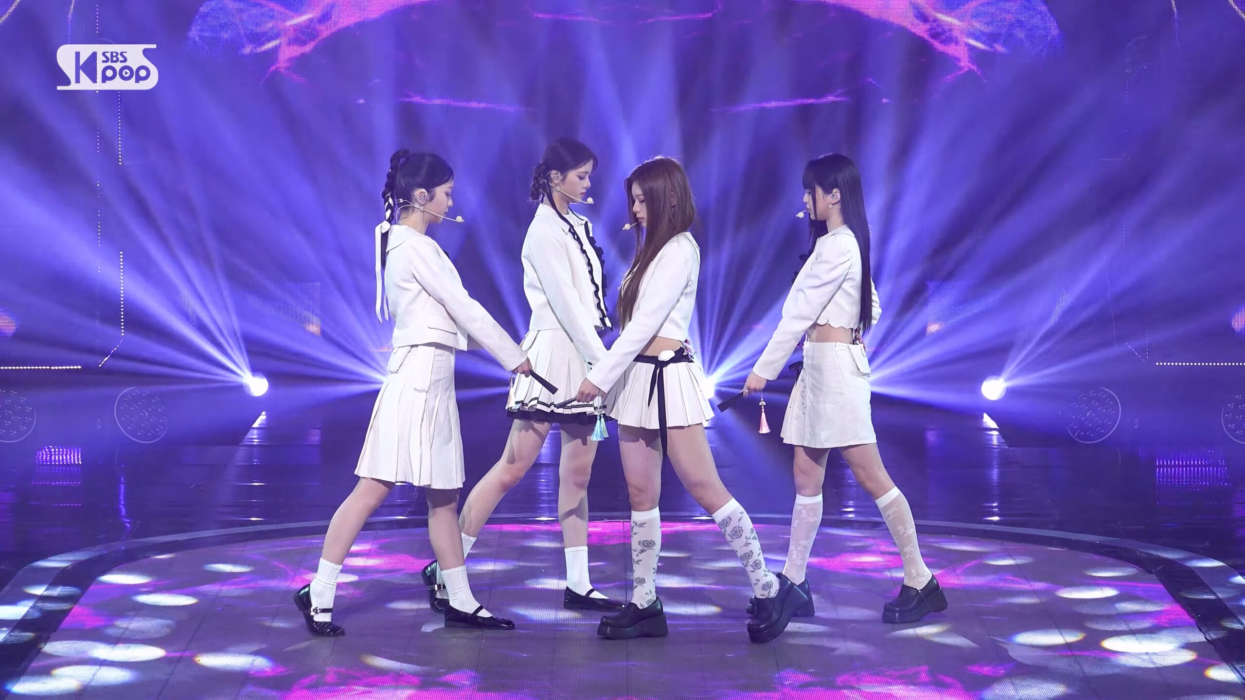 20250928 cosmosy 女团饭拍秀[1部合集 471M]-饭拍吧