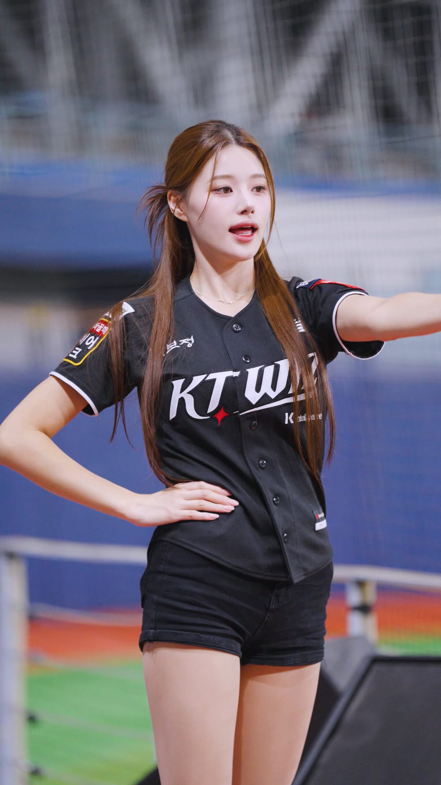 图片[2]-251102 啦啦队 女团饭拍秀[18部合集 11.7G]-饭拍吧