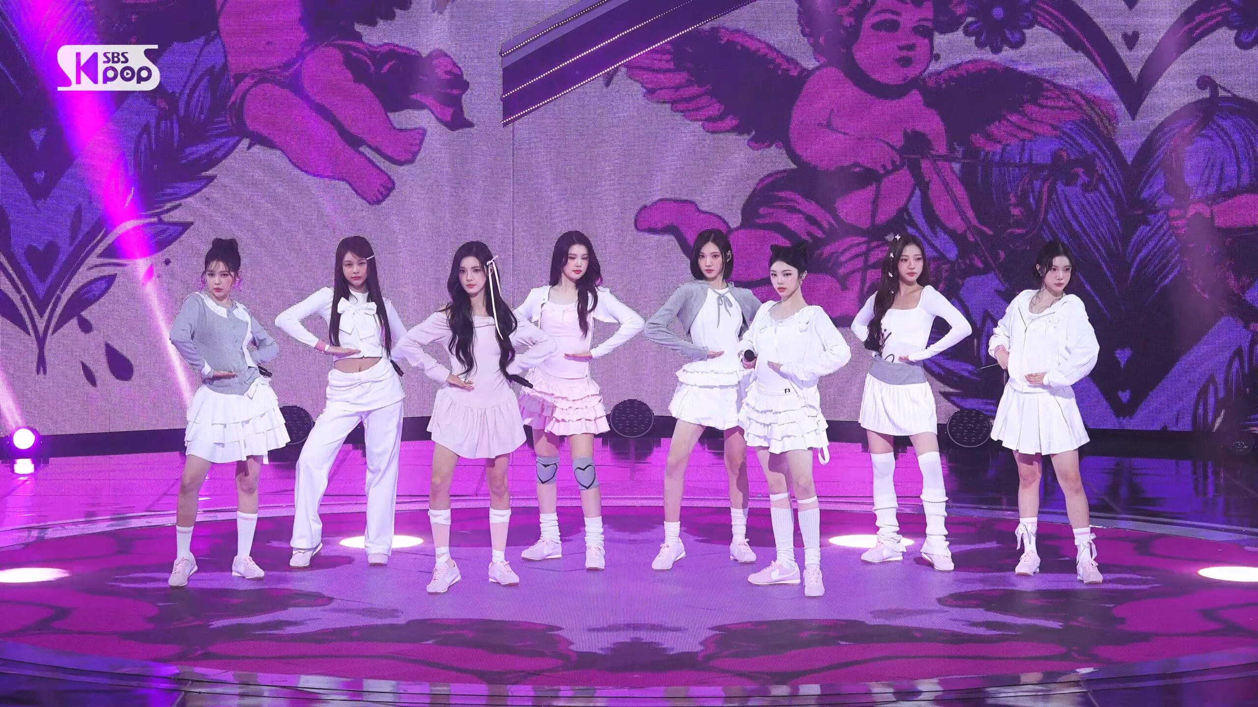 251116 Hearts2Hearts 女团饭拍秀[5部合集 2.74G]-饭拍吧