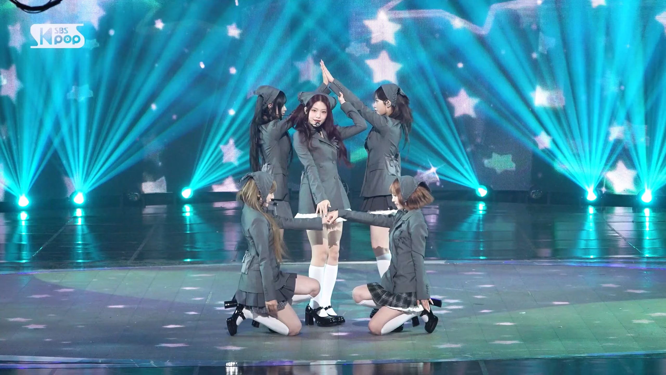 251130 RESCENE 女团饭拍秀[1部合集 410M]-饭拍吧