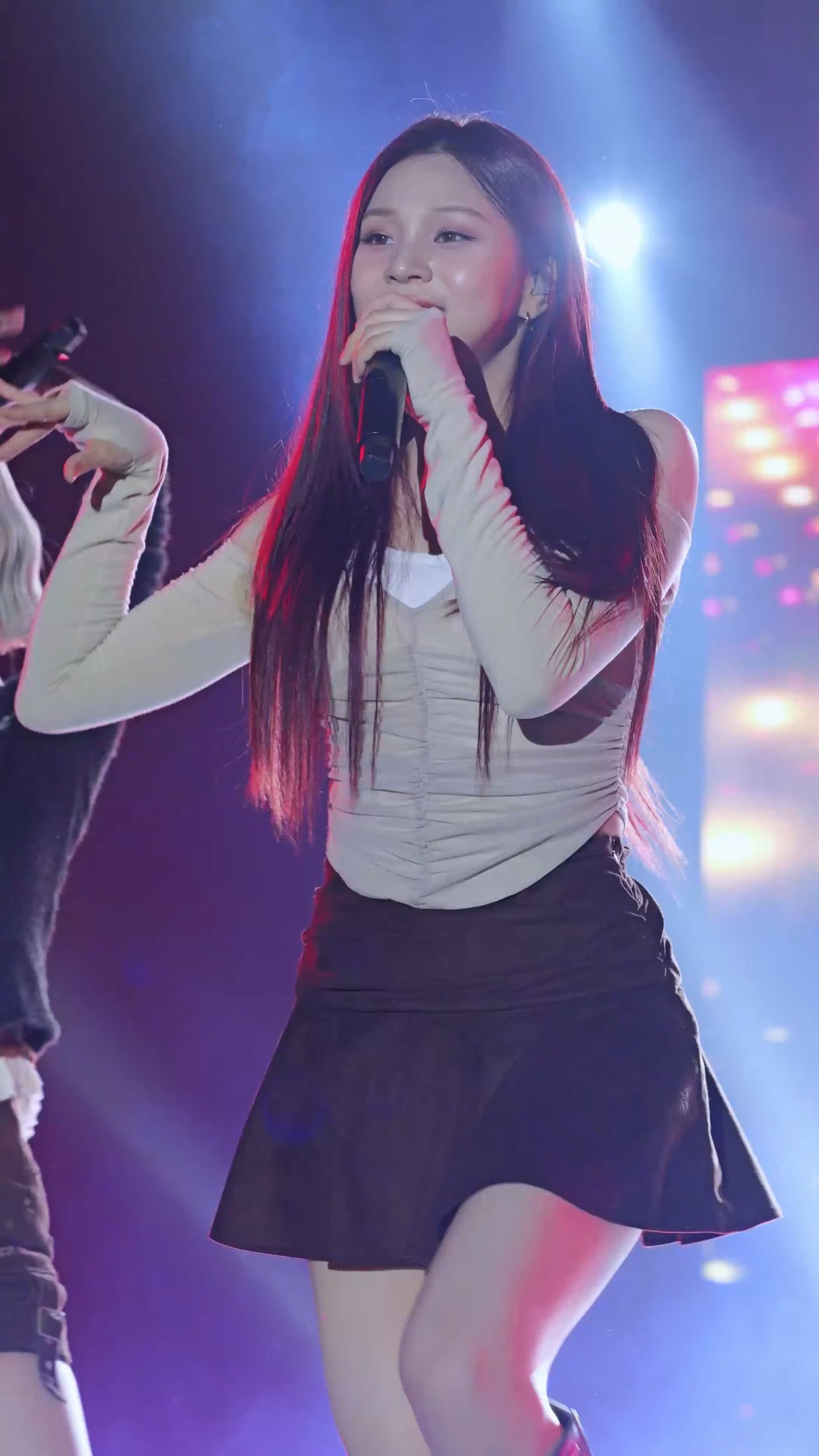 251210 VIVIZ 女团饭拍秀[43部合集 27.8G]-饭拍吧