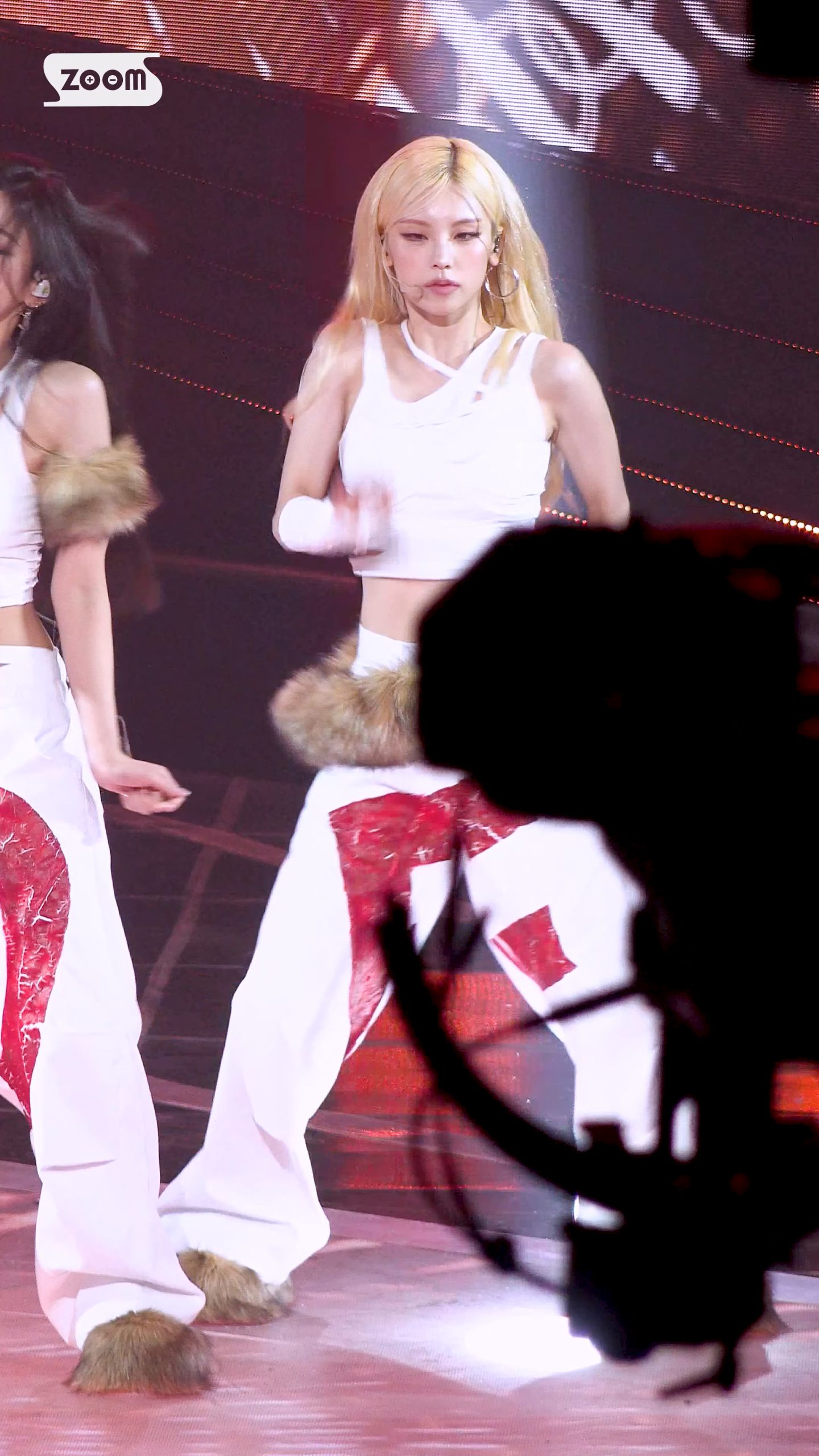 图片[2]-251123 ITZY 女团饭拍秀[3部合集 1.42G]-饭拍吧