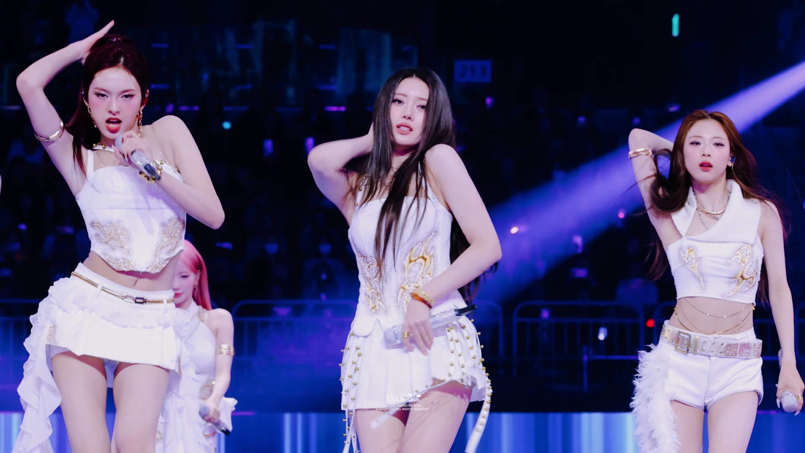 251225 BABYMONSTER 女团饭拍秀[30部合集 19.4G]-饭拍吧