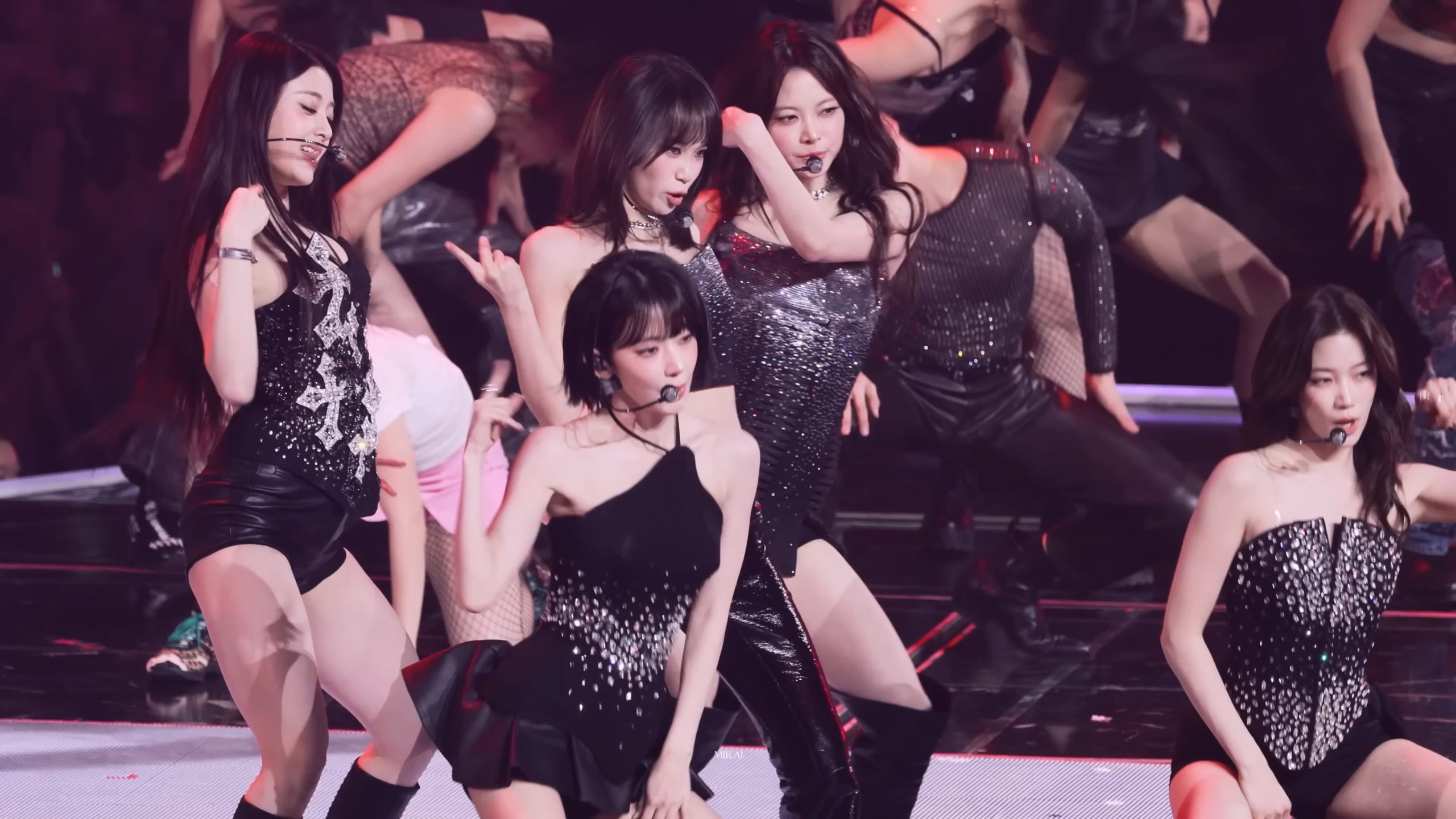 251225 LE SSERAFIM 女团饭拍秀[20部合集 15.38G]-饭拍吧