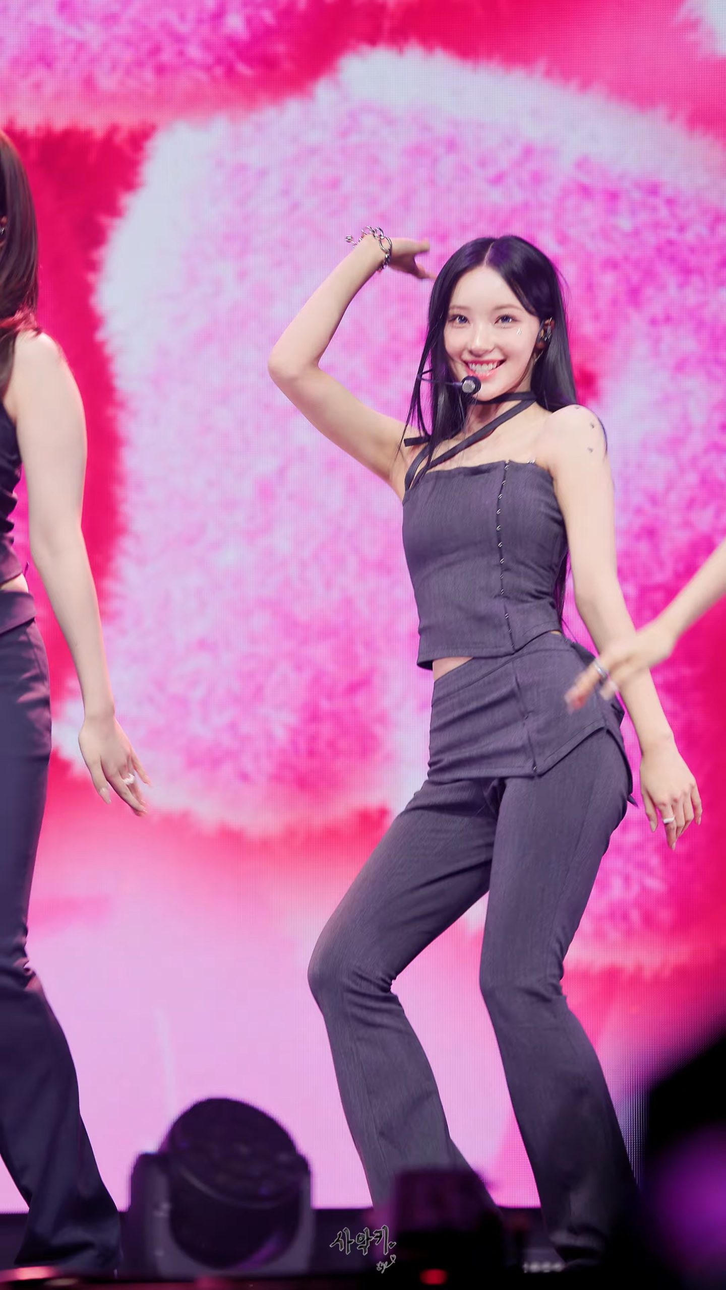 251125 RESCENE 女团饭拍秀[44部合集 25.9G]-饭拍吧