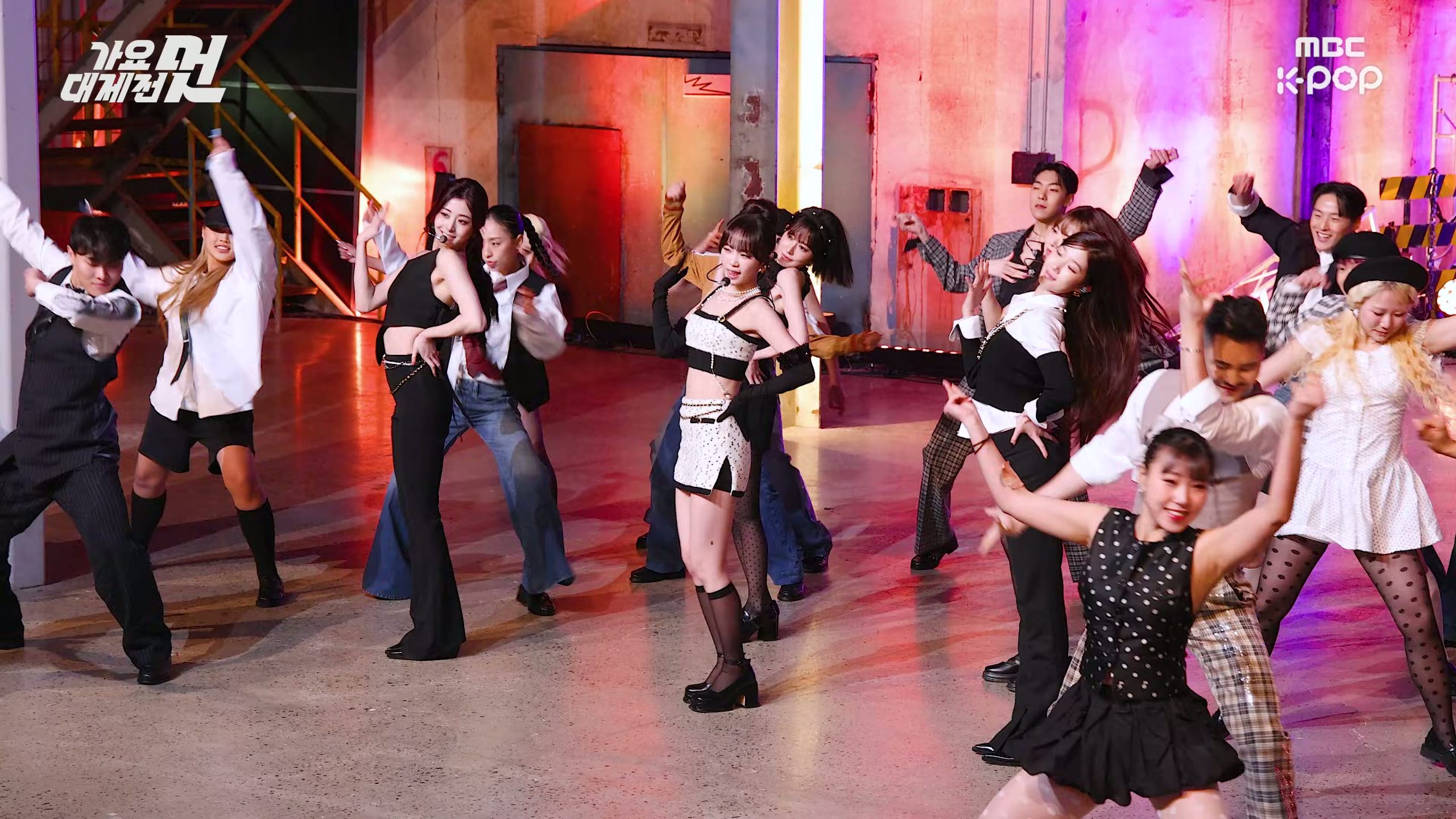 251231 LE SSERAFIM 女团饭拍秀[1部合集 321M]-饭拍吧