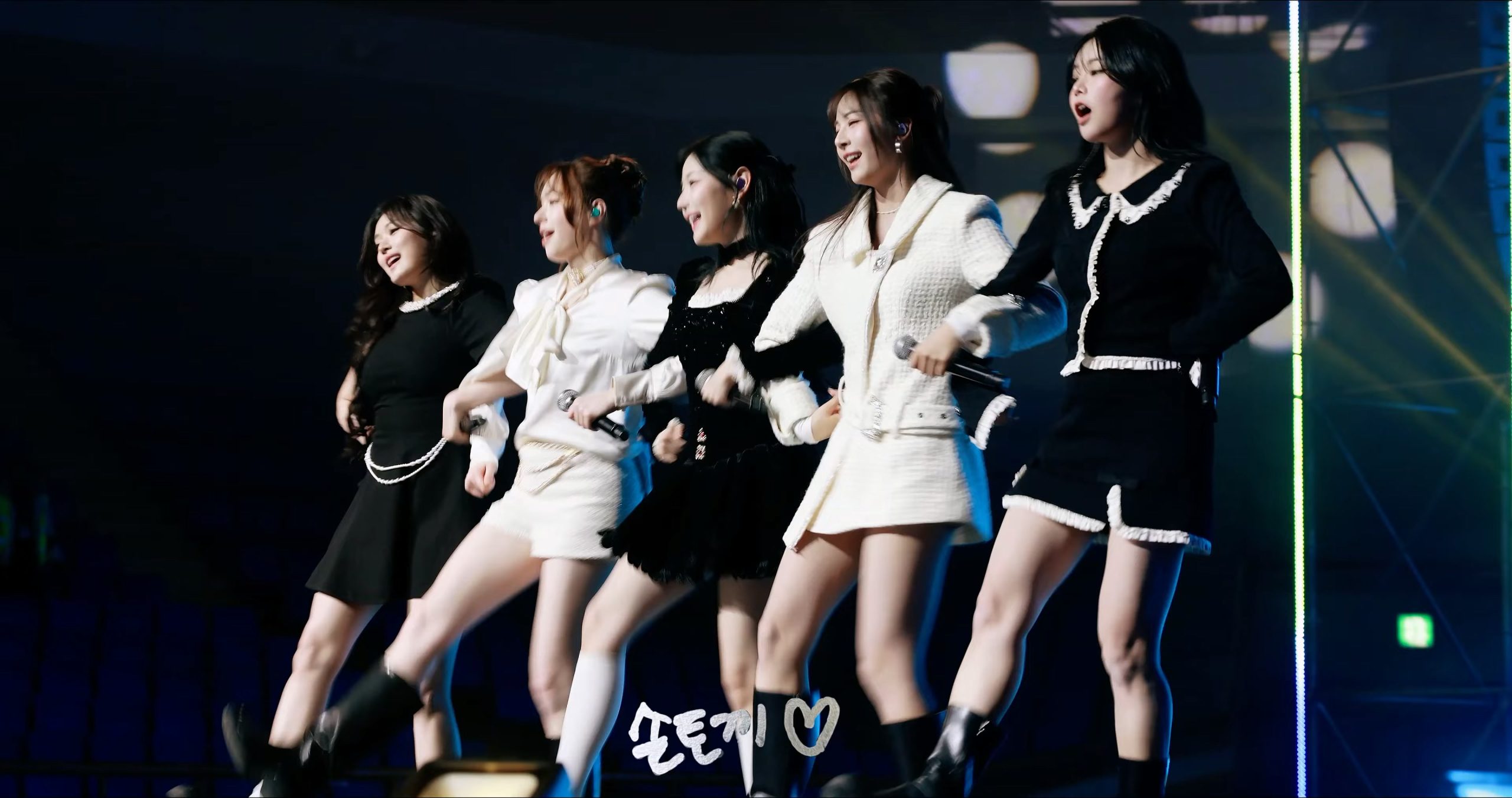 251231 FIFTY FIFTY 女团饭拍秀[12部合集 481M]-饭拍吧